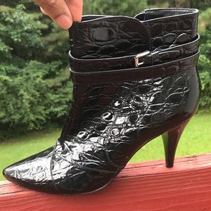 ANTONIO MELANI WOMEN’S ANIMAL PRINT ANKLE BOOTIES